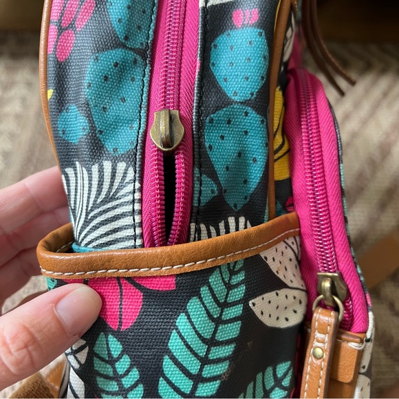 Fossil Backpack Coated Canvas Bag Floral Pink Teal Cactus. In good condition. - Picture 4 of 9